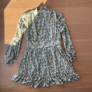 Ivy City Co Green Floral Midi Dress